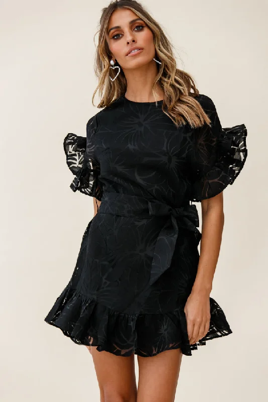 Coolum Ruffle Sleeve Dress Black