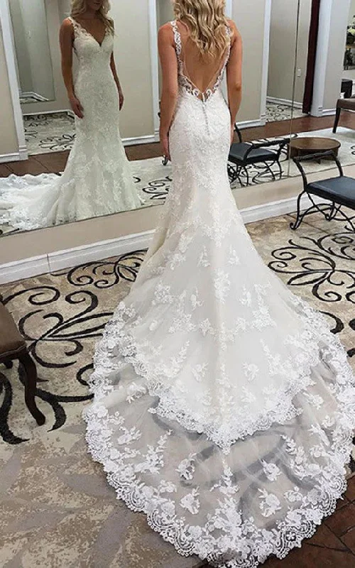 Sexy Mermaid Sleeveless Lace Wedding Dress Elegant Romantic Country Beach Garden V-neck Chapel Train-716826